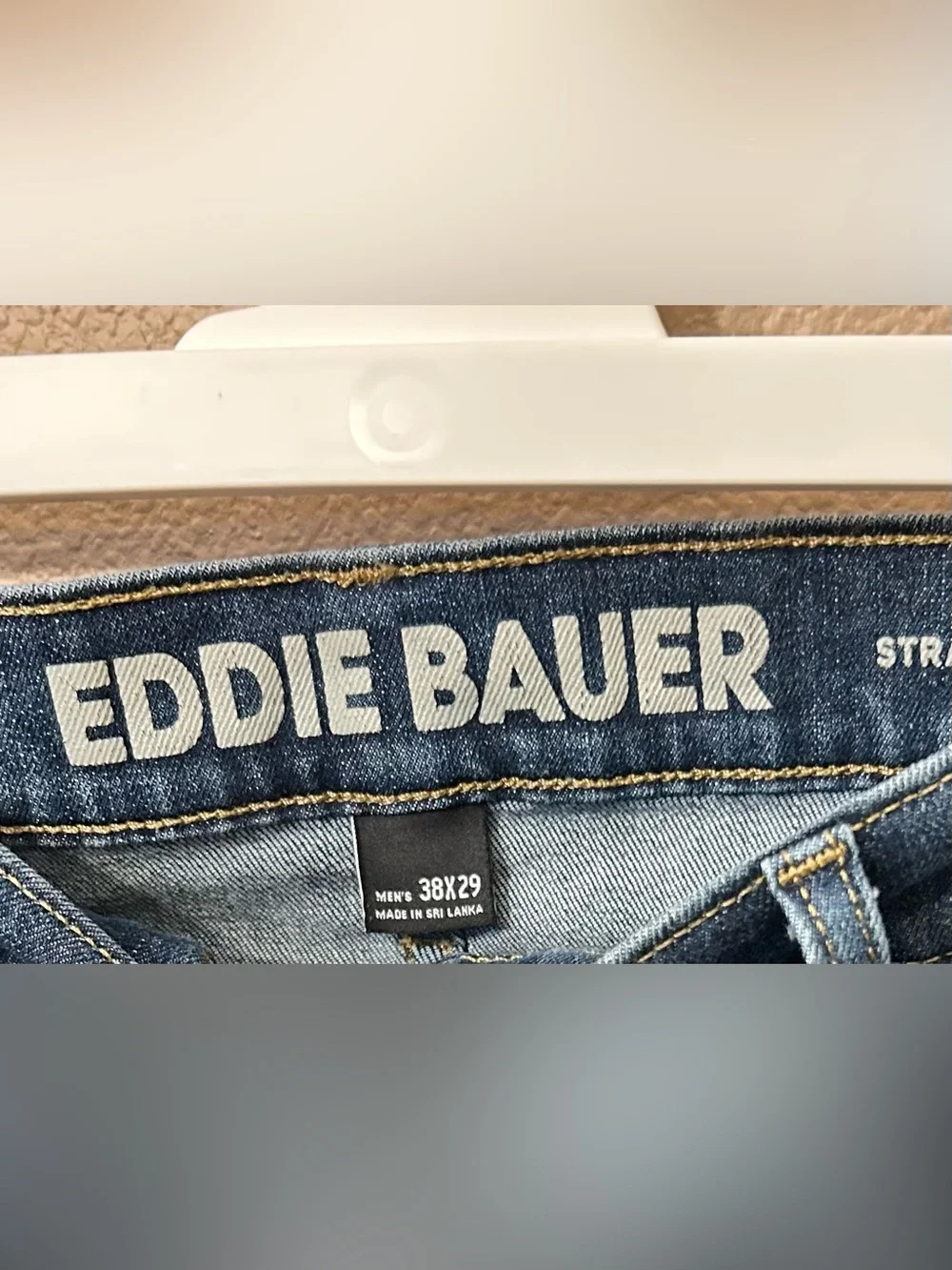Eddie Bauer Men's Straight-Leg Jeans in Dark Blue Size 38x29